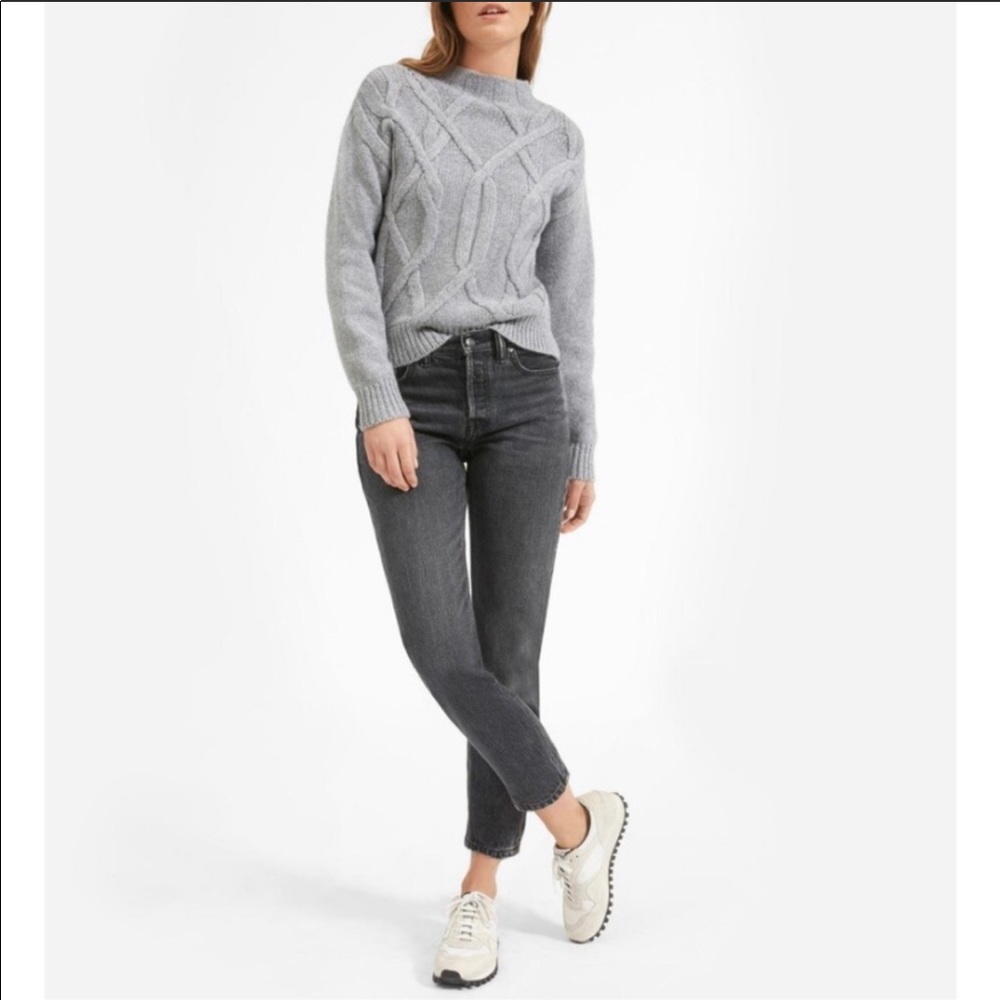 Everlane cable knit sweater 8037